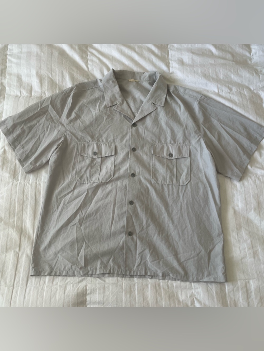 Oversized Light Blue Gray Short Sleeve Button-Up (Brand: Nap)